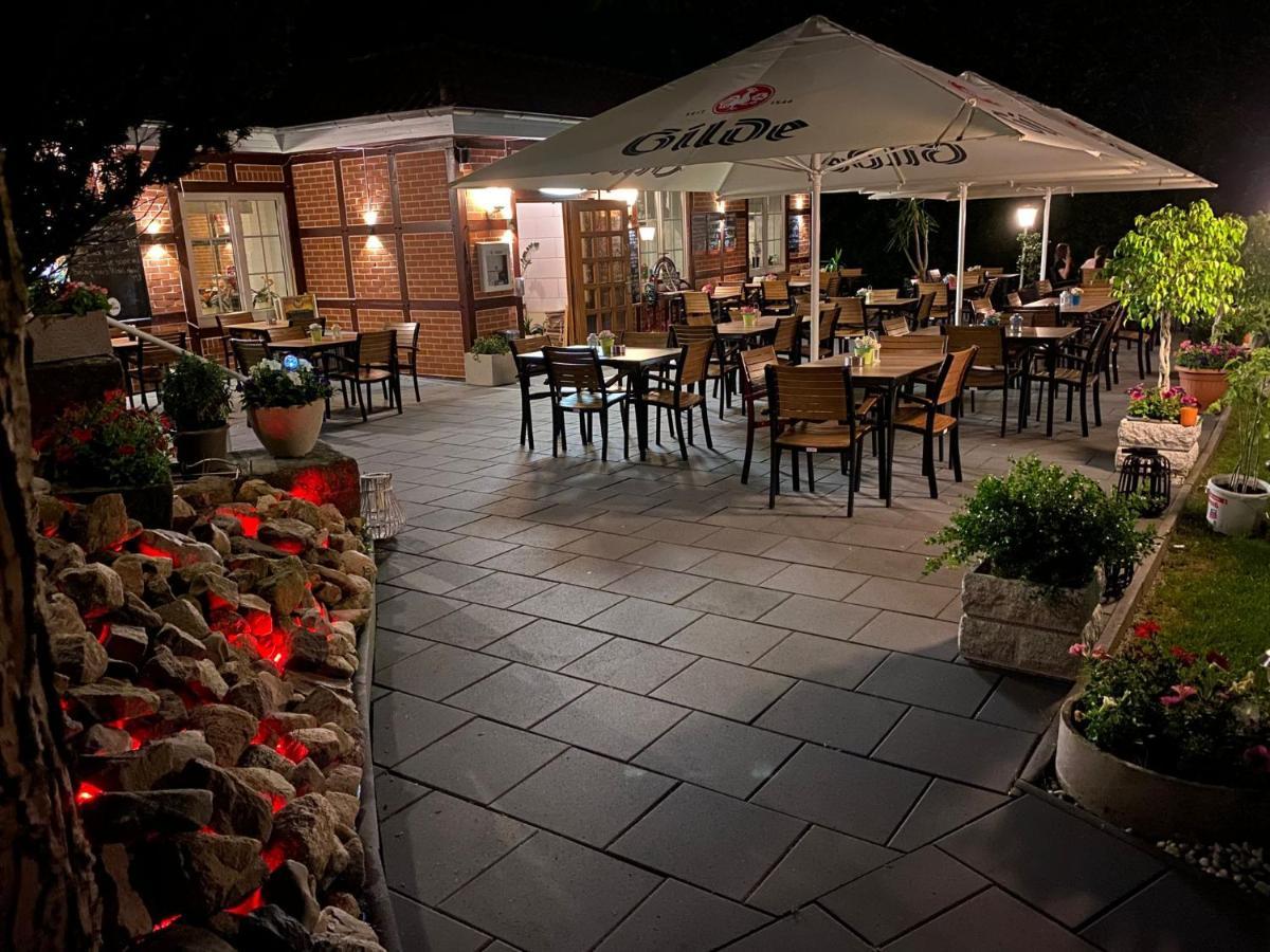 Hotel Zum Boehmegrund Bad Fallingbostel Esterno foto