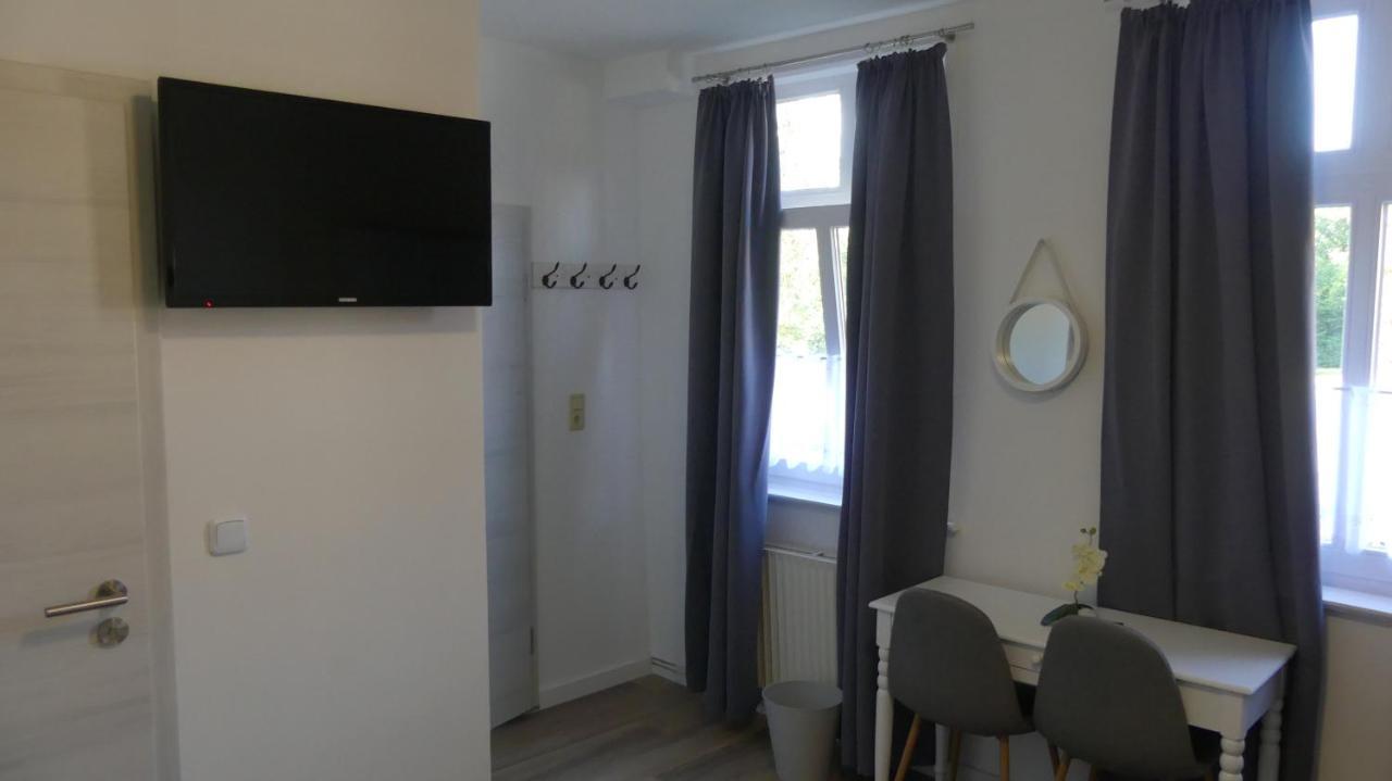 Hotel Zum Boehmegrund Bad Fallingbostel Esterno foto