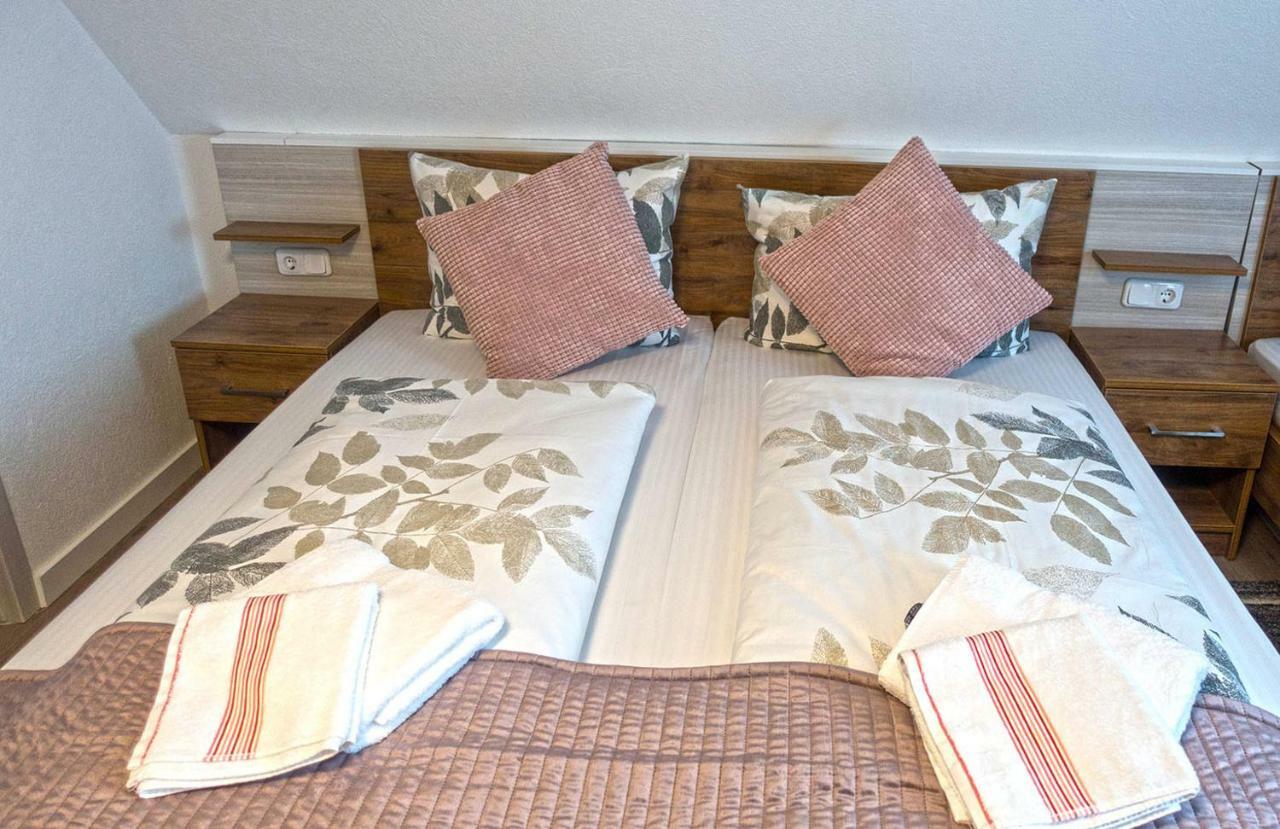 Hotel Zum Boehmegrund Bad Fallingbostel Esterno foto